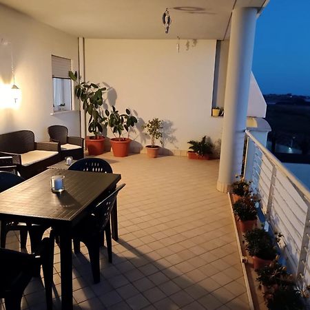 Armareaoverseassuites 1 Fiumicino Esterno foto