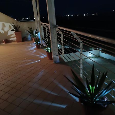 Armareaoverseassuites 1 Fiumicino Esterno foto
