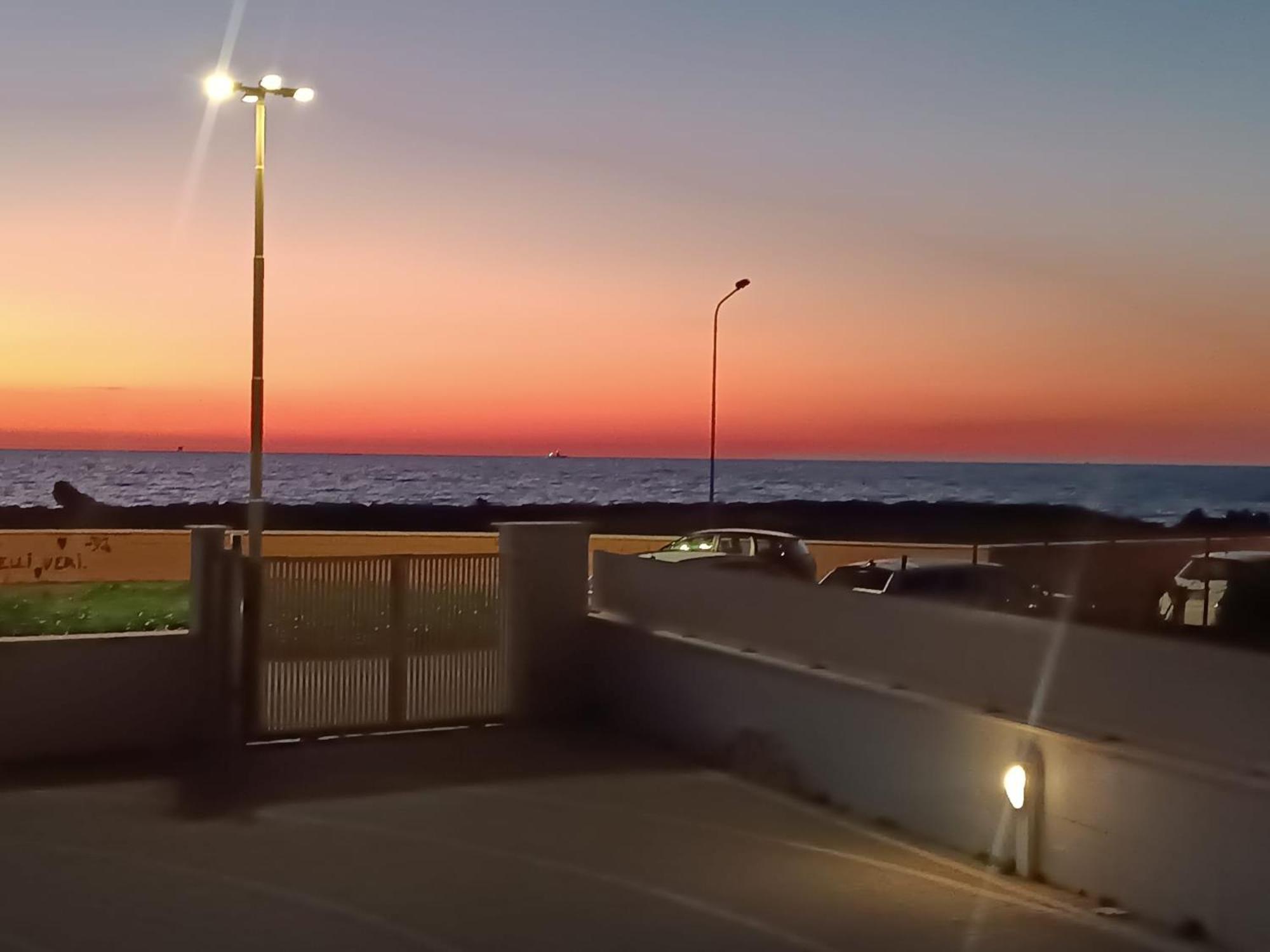 Armareaoverseassuites 1 Fiumicino Esterno foto